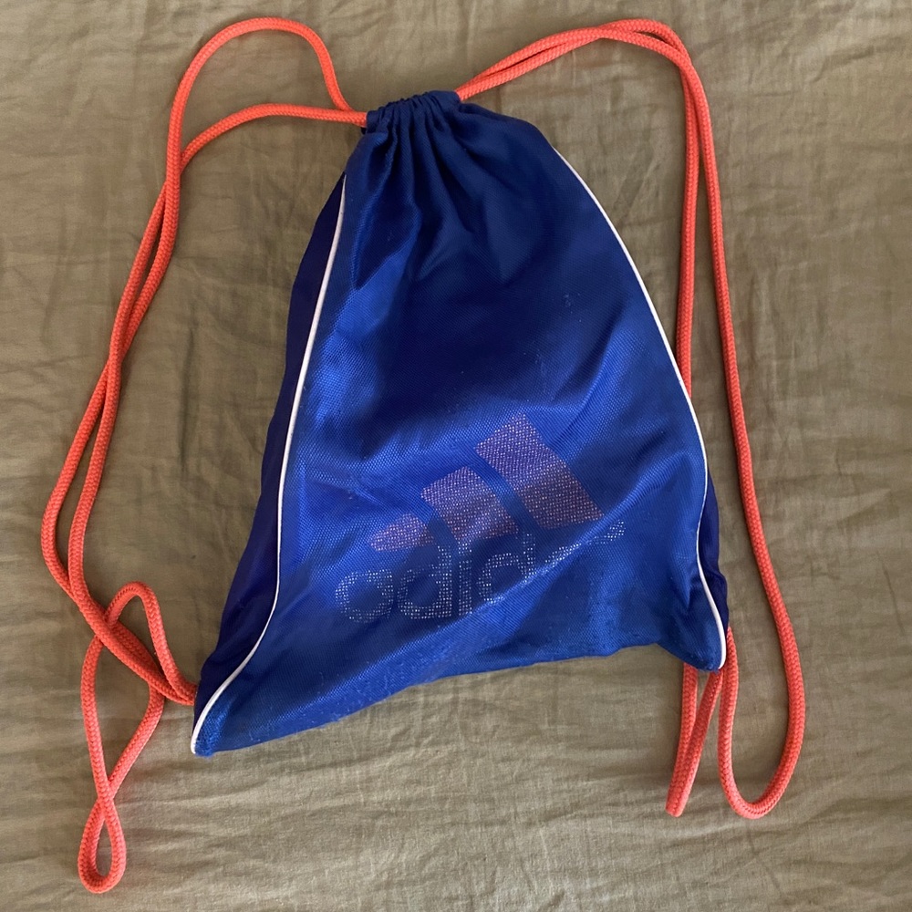Adidas sling bag